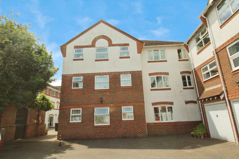 Three Cuppes Lane, Salisbury